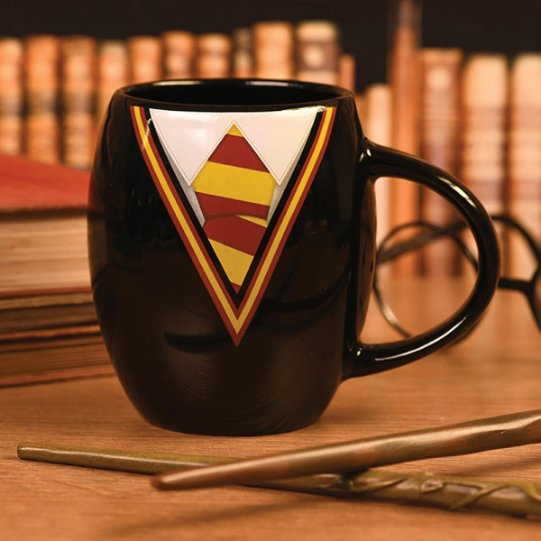 Pyramid Oval Mug Harry Potter: Gryffindor Uniform
